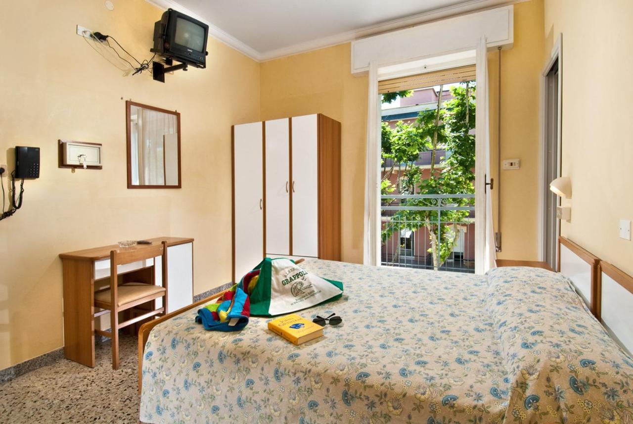 Hotel Grappoli ริมินี ภายนอก รูปภาพ